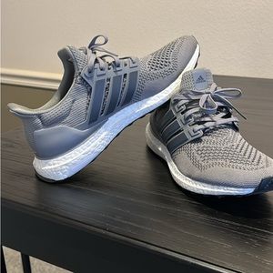 Men’s adidas ultra boost size 10.5 grey perfect condition